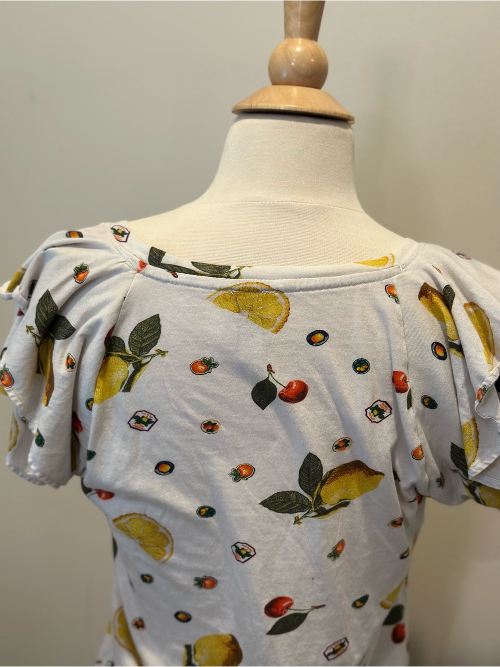 Maeve Anthropologie Fruit Print Flutter Sleeve Tee Medium Lemon Cherry Cotton - Picture 6 of 8